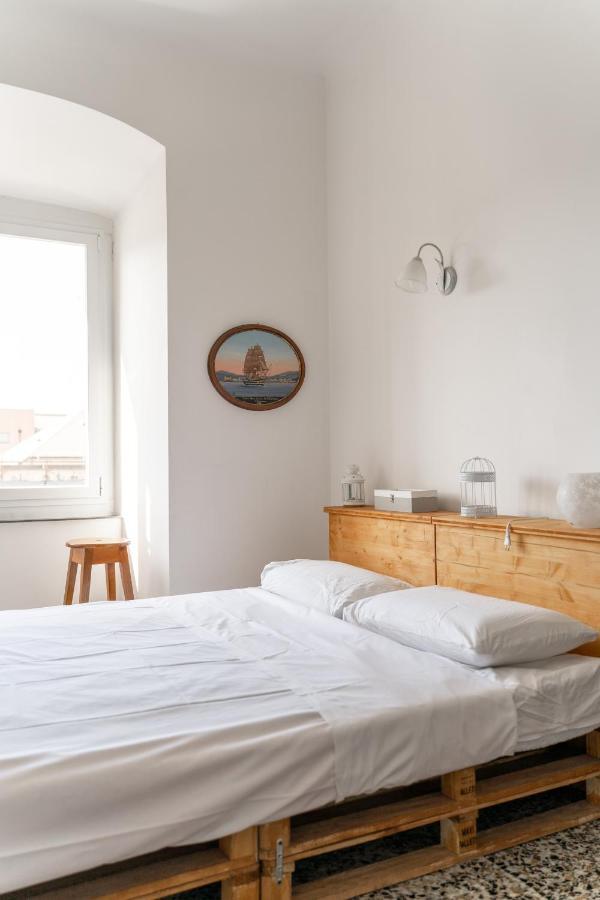 Niu Sunny Apartment Genua Buitenkant foto
